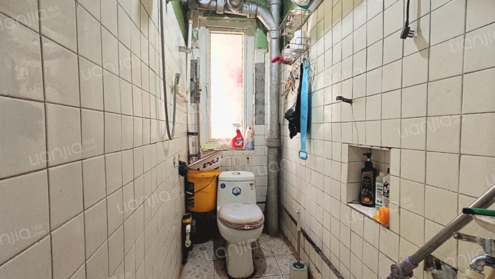 范阳西路板楼二层集中供暖车位充足交通-卫生间
