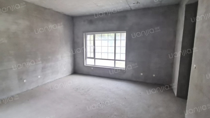 京西 京都高尔夫别墅区 291平南入户的联排别墅急售-卧室D