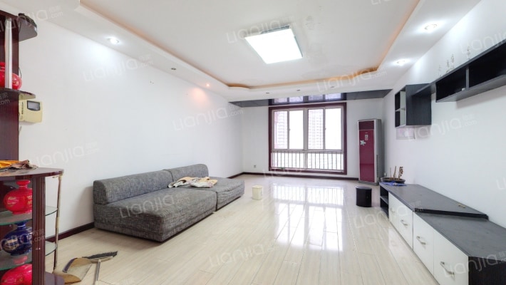 公园国际二手房实景图