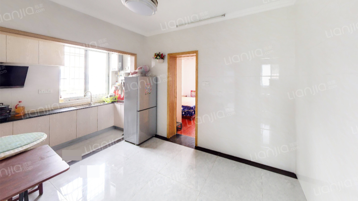 沿江西路158号二手房实景图