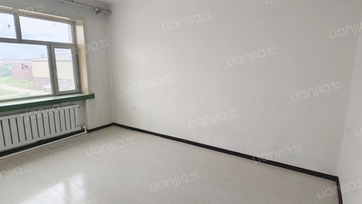 糖机小区二手房实景图