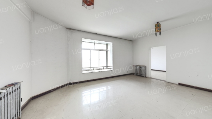 军干所住宅楼二手房实景图