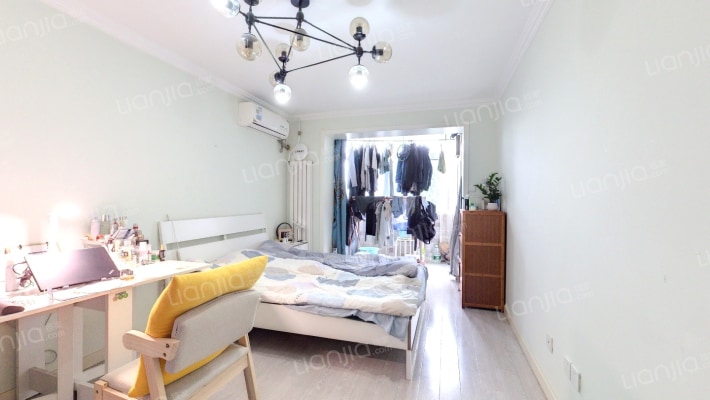 革新里小区二手房实景图