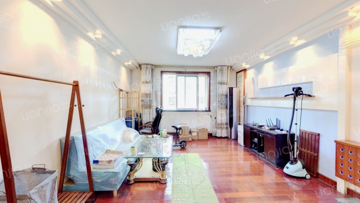 青云阁小区二手房实景图