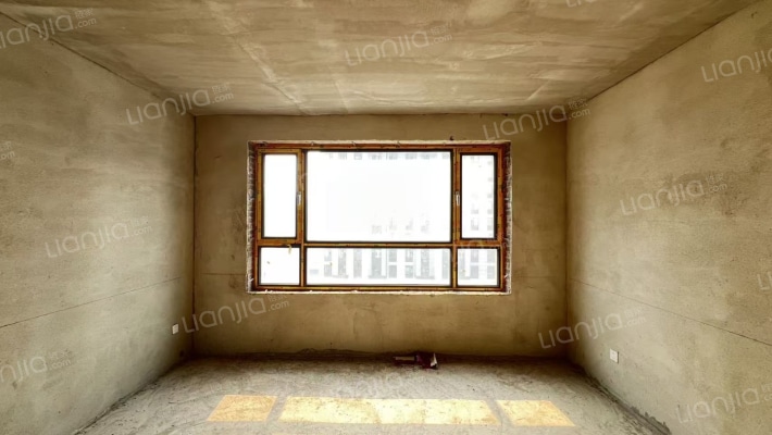 新龙枫丹九里二手房实景图