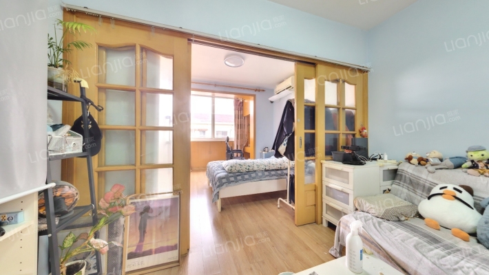 新泾三村二手房实景图