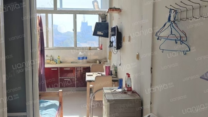 步行即可到达，南侧菜市场，宜家旺购物广场-厨房