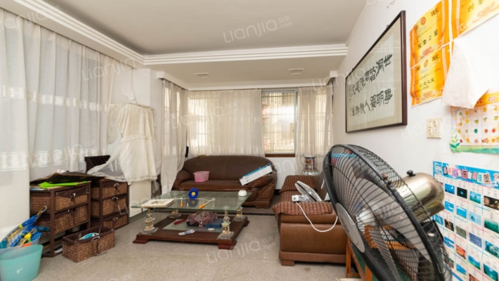 登云路86弄二手房实景图