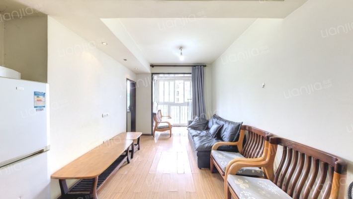 嘉韵山水城二手房实景图