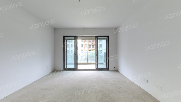 华新尊元里二手房实景图