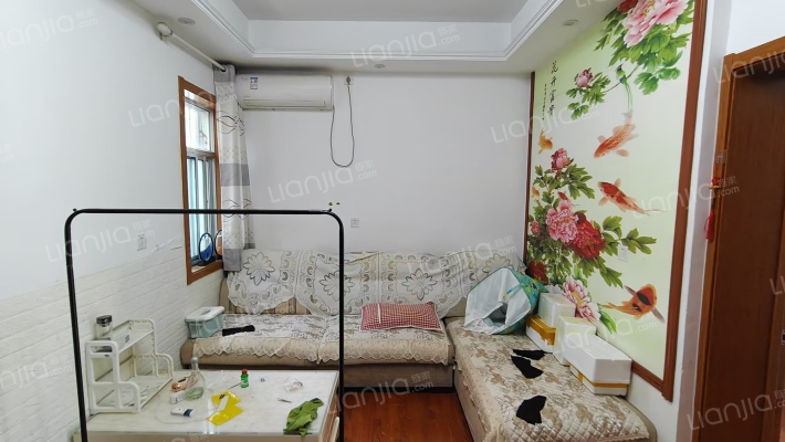 财政局家属院二手房实景图