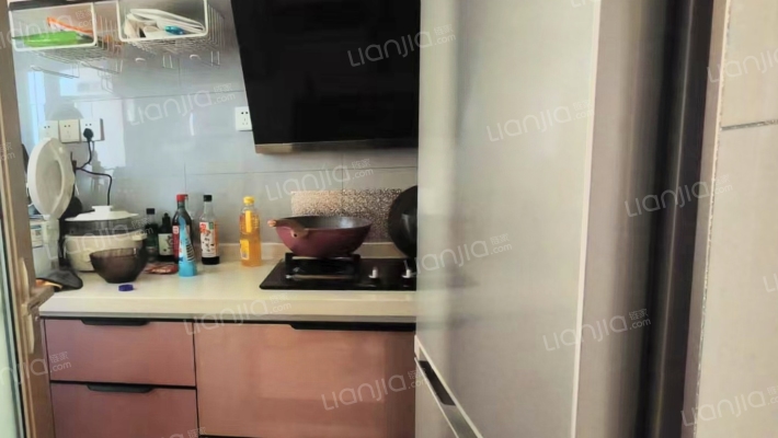 三利中和城二期B区 2室1厅 南-厨房