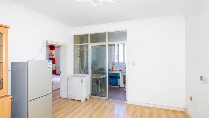 丹铁中联小区二手房实景图