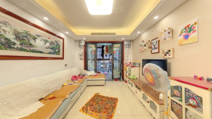 东方蓝海四期二手房实景图