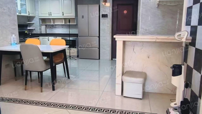 中央公馆二手房实景图