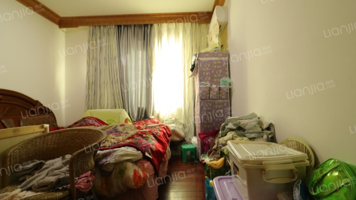 东坝苴国市场旁大小区三居室单价只要6100-卧室B