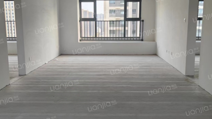 本房是经典三居双卫的户型，南院好楼栋，采光充足-客厅