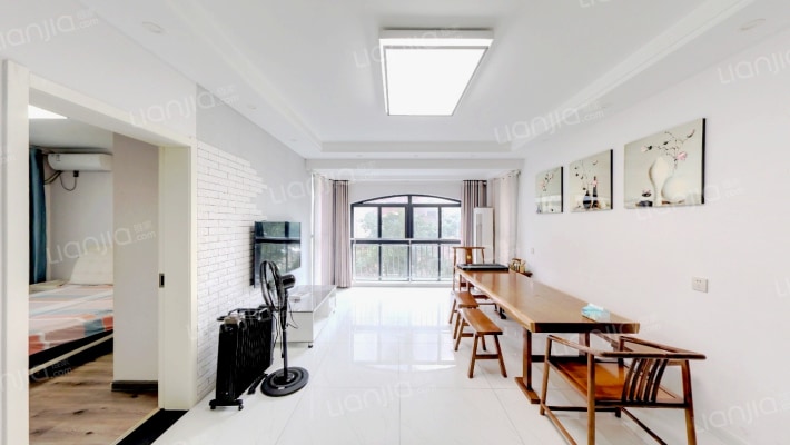 香格里拉E区二手房实景图