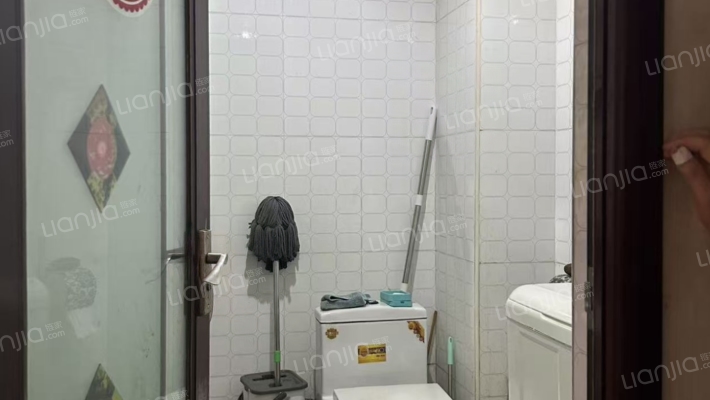 金阳瑞景 2室1厅 南-卫生间