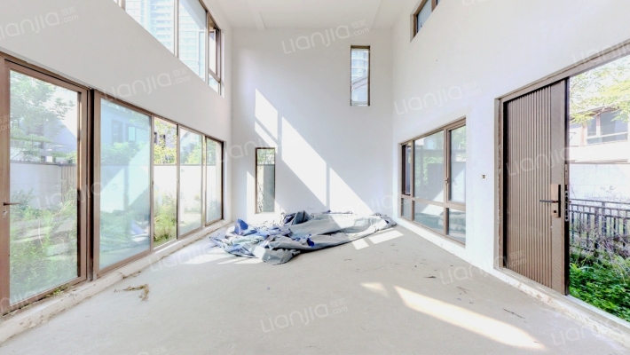 青秀阅山府二手房实景图