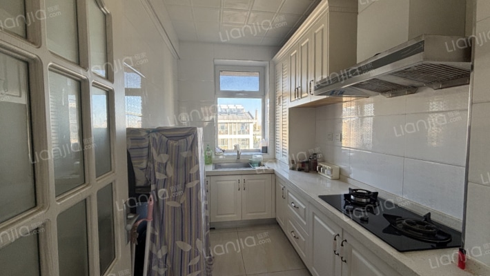 天保青花府 3室2厅 南 北-厨房