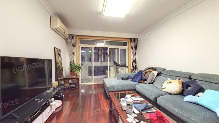 东盈公寓二手房实景图