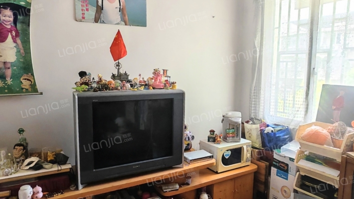 导航站小区二手房实景图