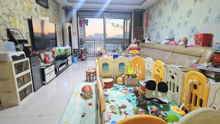 鑫城大厦二手房实景图