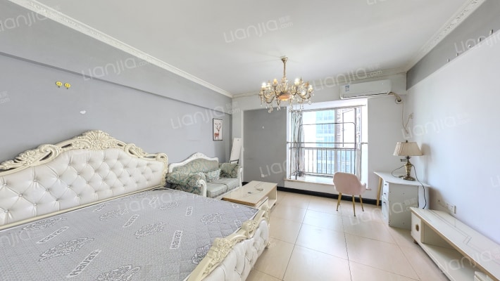 五一中央领御二手房实景图