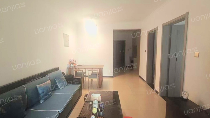 一层精装修，南向两居室，业主靠谱出售-餐厅