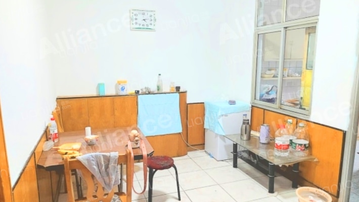 范阳路沿线房本满五 实用面积大 无遮挡-餐厅