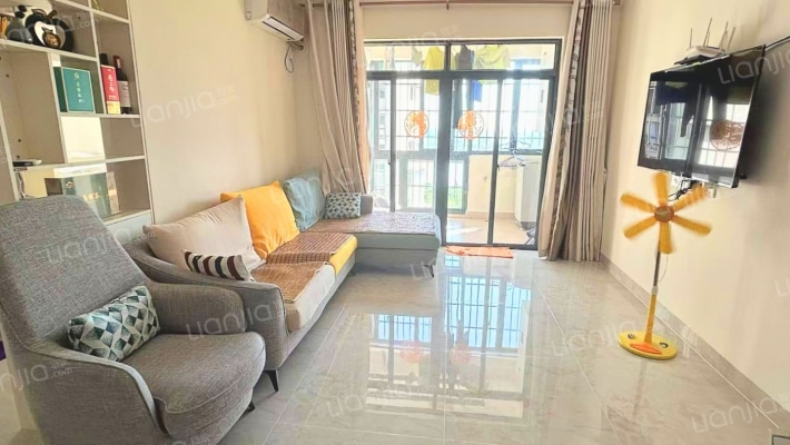 滨江新苑B区二手房实景图