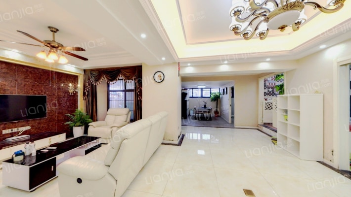 花好月圆二手房实景图