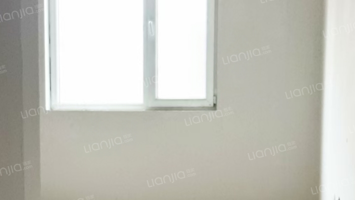 一线河景美宅，标准现房，即买即住-卧室C