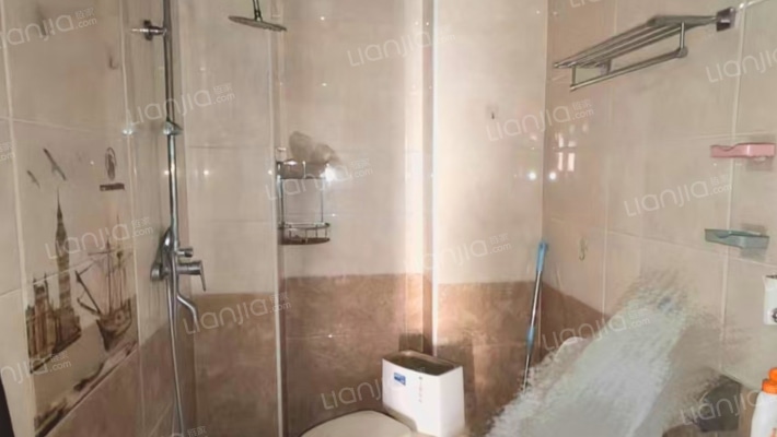 急售汇元京品朝南两居，简装，价格美丽-卫生间