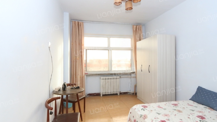 炸子市街24号院二手房实景图