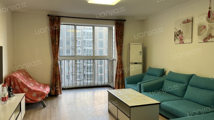 惠友橙园 双语 区电梯南北大一居室-客厅