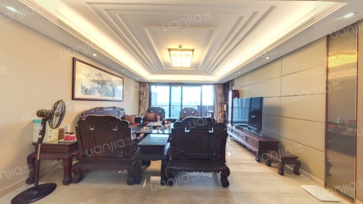 天銮二手房实景图