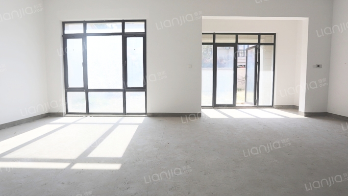 歌尔绿城玫瑰园二手房实景图