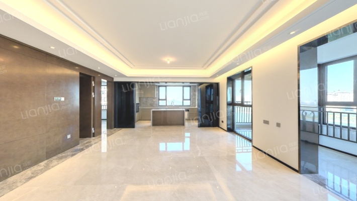 翡翠公园二手房实景图