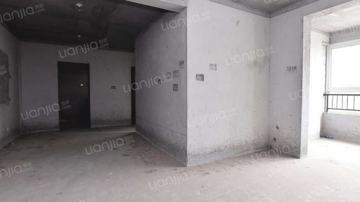 中天名人湾二手房实景图