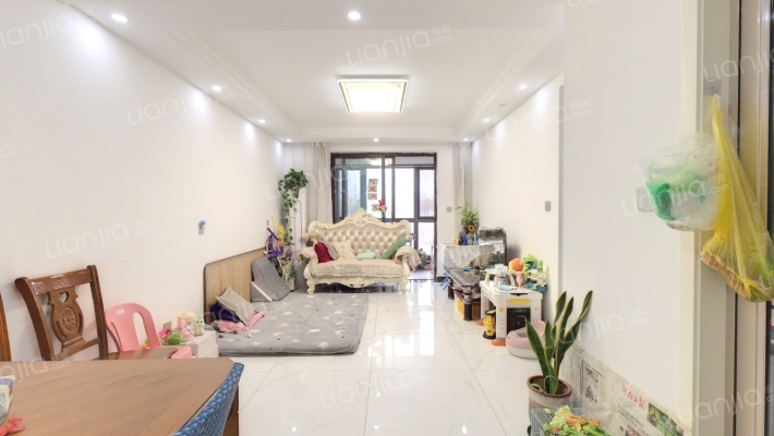 绿都澜湾榕园二手房实景图