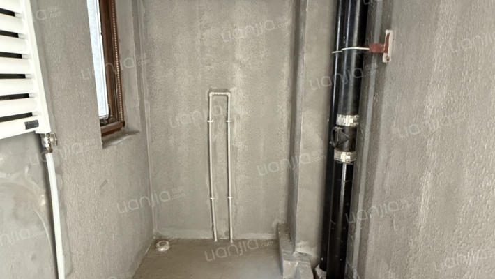 鸿坤理想尔湾 3室2厅 南 北-卫生间