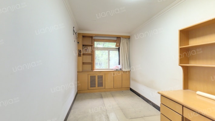 新中西里二手房实景图