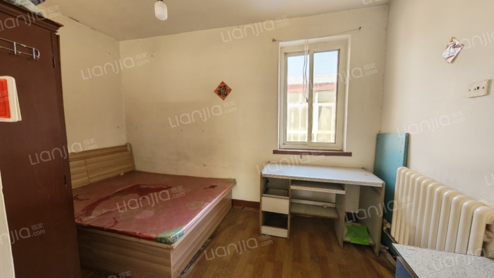 黎明小区 独门独院 二层小楼出售-卧室A