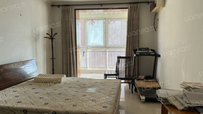 南北双通透户型 全天采光无遮挡,房本满五唯一-卧室A