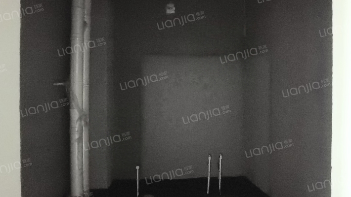 格局好，楼层好，视野宽阔，采光充足，配套设施齐全-卫生间