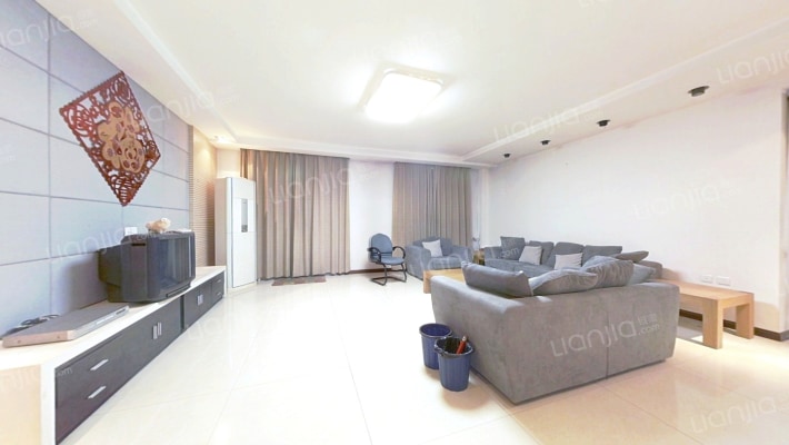 鸿景花园二手房实景图