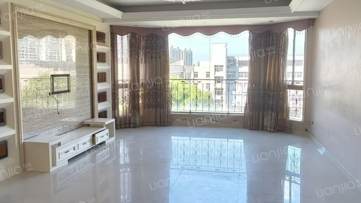 西山区金信村二手房实景图