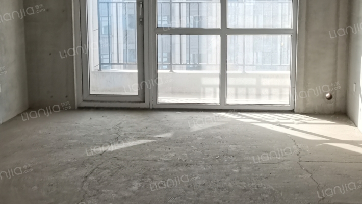 华融现代城南北通透大三居，采光好，视野好-客厅